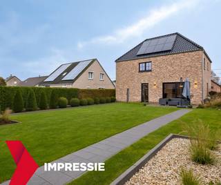 nieuwe en ruime gezinswoning in Wijchmaal is perfect gelegen voor wie rustig wil wonen in een kindvriendelijke omgeving, met scholen, openbaar...