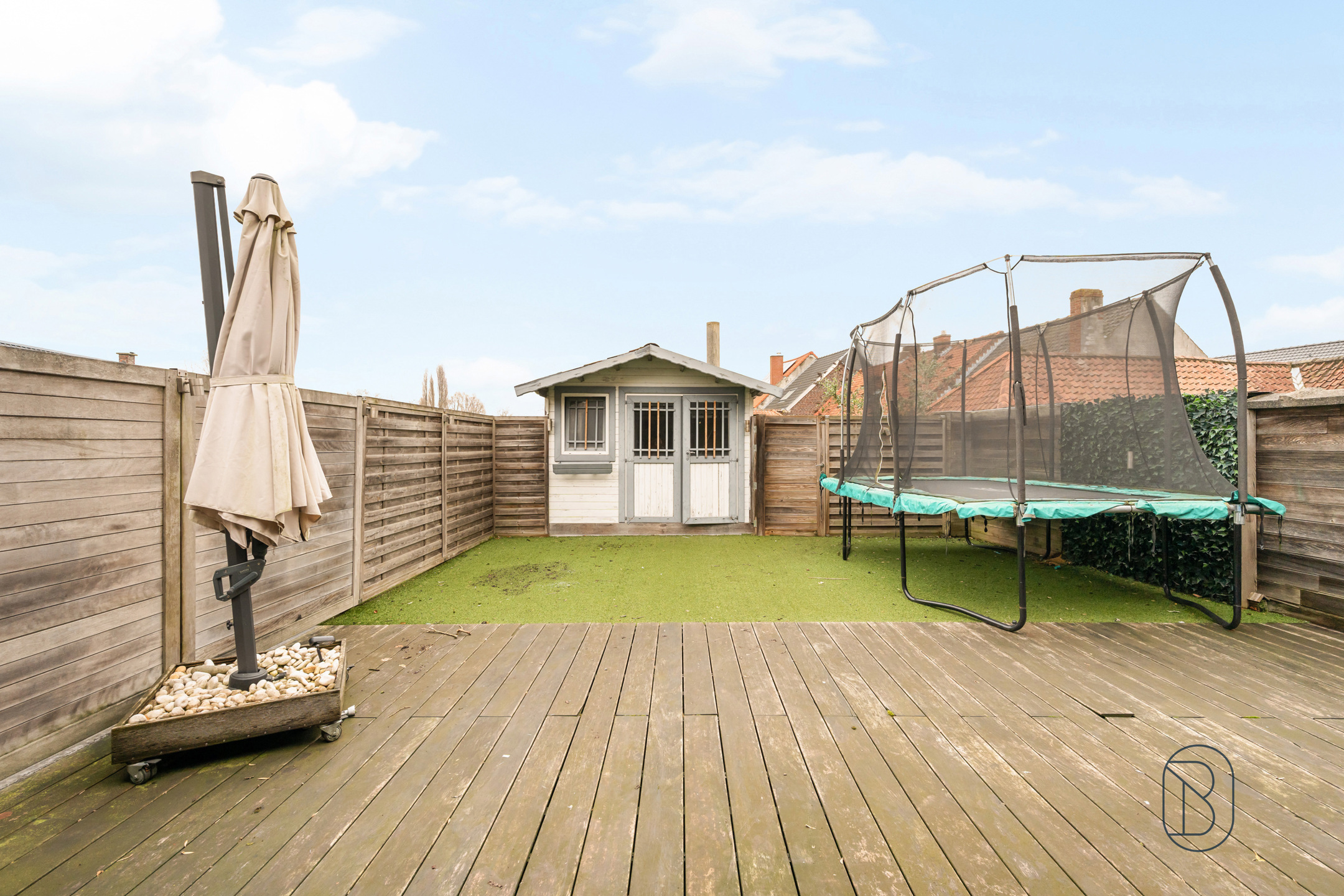 Handelspand met ruime woonst, garage en leuk terras - foto 3