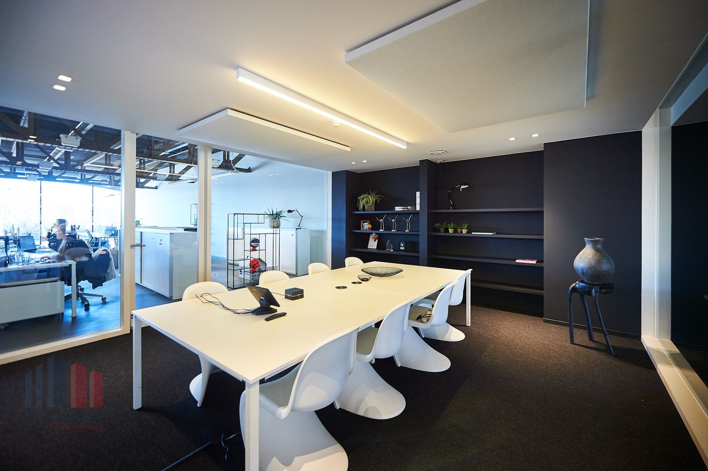 887 m² instapklare kantoorruimte in de voorhaven van Gent - photo 2