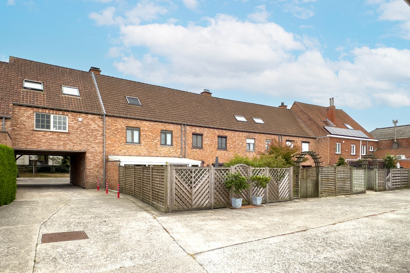 Centraal gelegen gezinswoning met 3 slaapkamers - foto 2