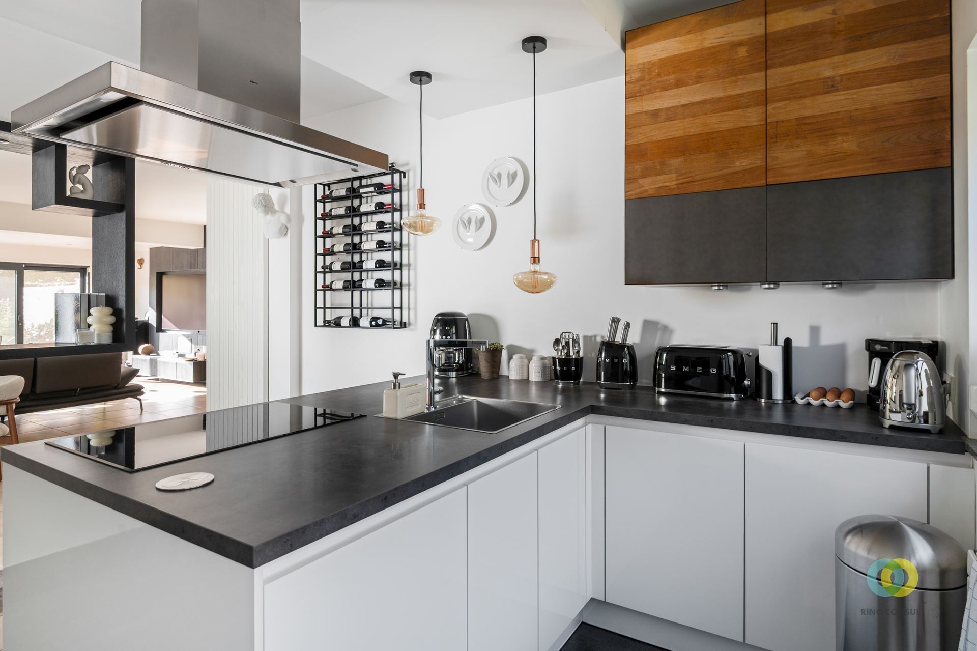 Prachtige 3-gevelwoning met zonnige tuin en garage  - foto 4