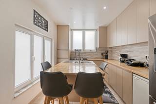 Maison chaleureuse située dans un endroit très calme à Asse (Asse-ter-Heide). Elle se trouve à proximité immédiate des commerces/grands magasins,...