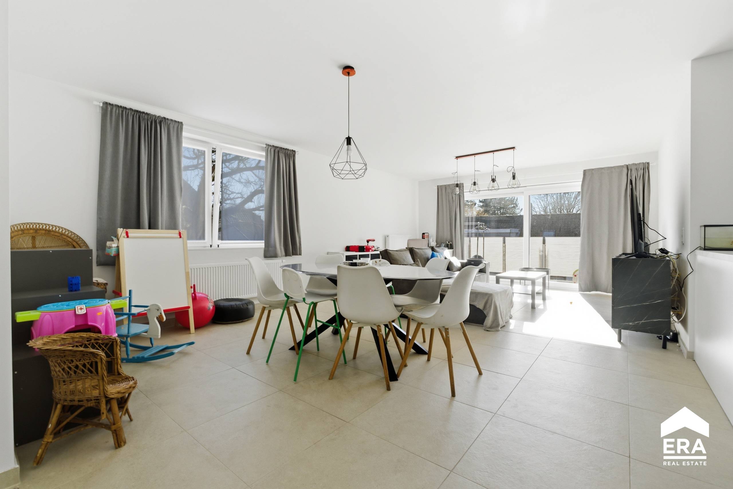 Nieuw energiezuinig appartement met staanplaats in Izegem - foto 2