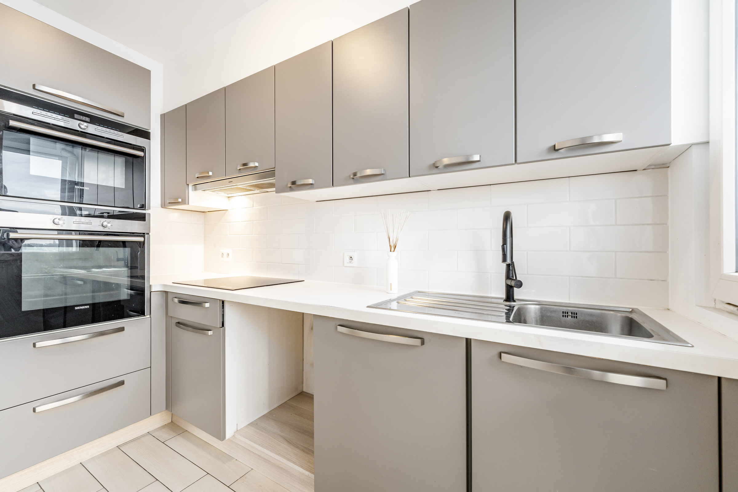 Gerenoveerd appartement met skylinezicht in Deurne - foto 5