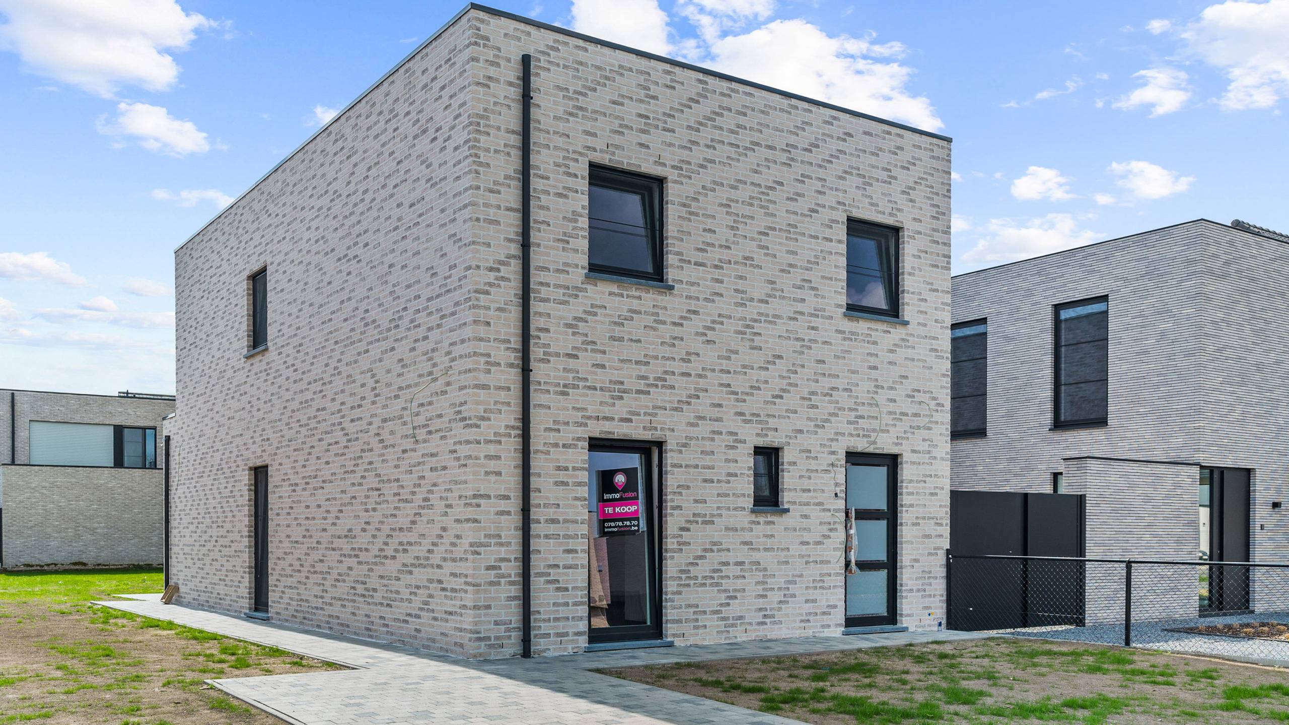 Huis te koop in Maasmechelen met 3 slaapkamers - foto 2