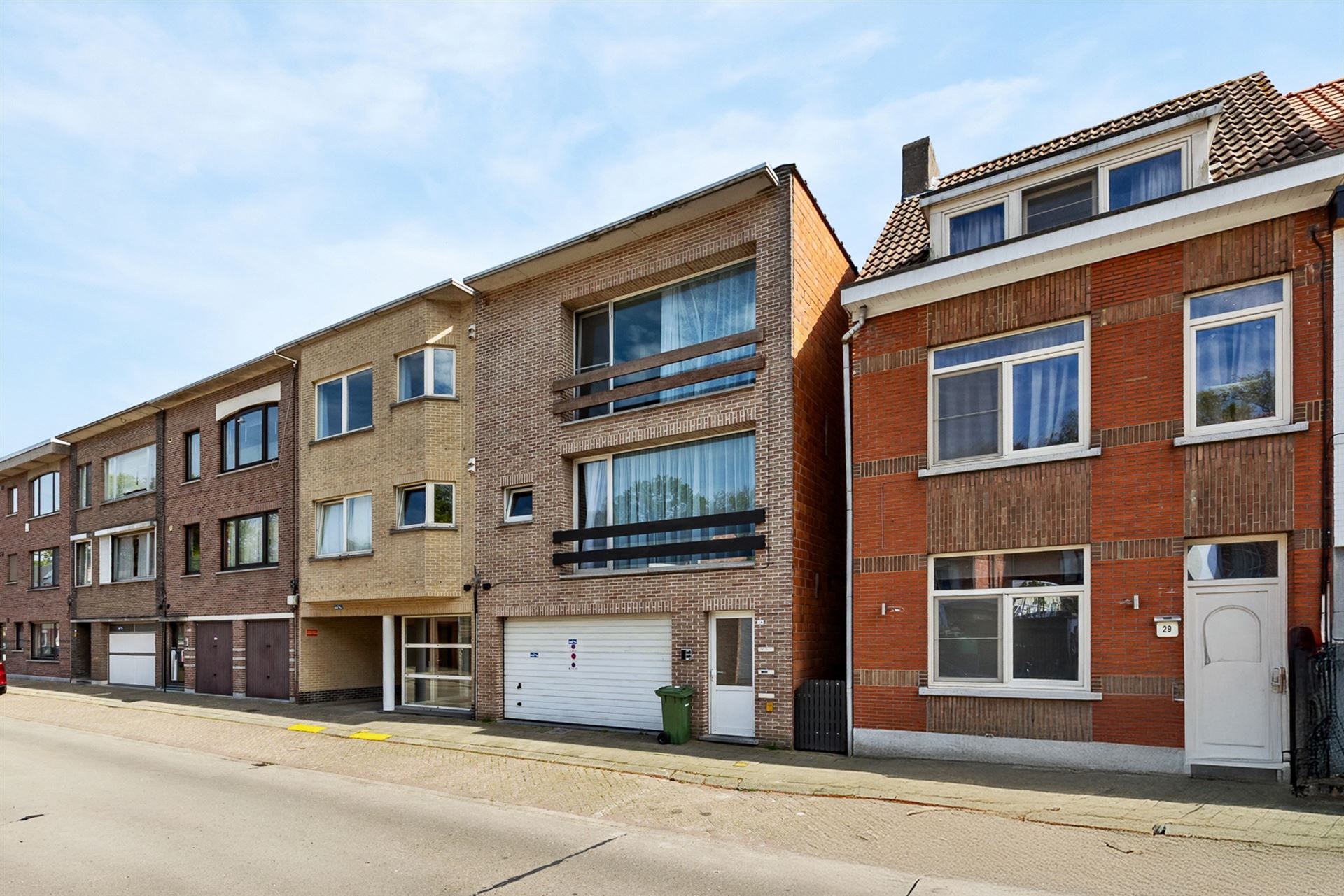 Appartement met garage en terras in Brasschaat Centrum. - foto 2