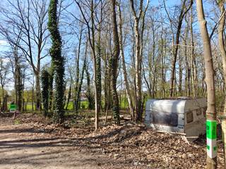 In de Nimfenbosdreef te Zonnebeke vinden we deze recreatiegrond terug. De grond is centraal, doch rustig gelegen. Je kunt er ongestoord genieten...
