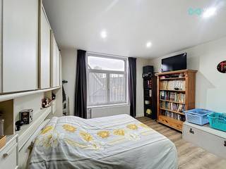 *** A VENDRE *** Tubize ! Charmant appartement 2 chambres + cave privative rénové en 2018, proche de toutes commodités et à 600m de la gare !...