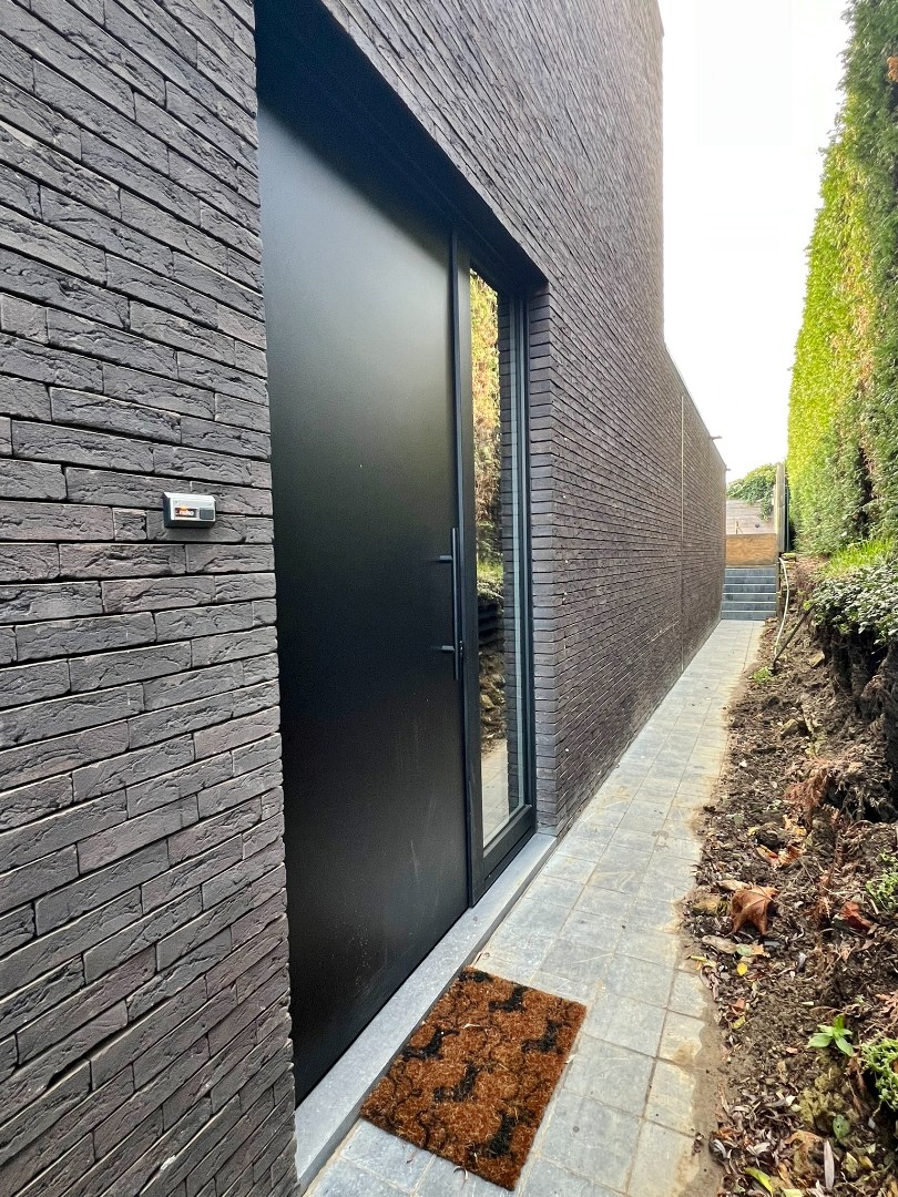 Recente instapklare gezinswoning met zonnige tuin op rustige centrale ligging. ( EPC: A ) - foto 3