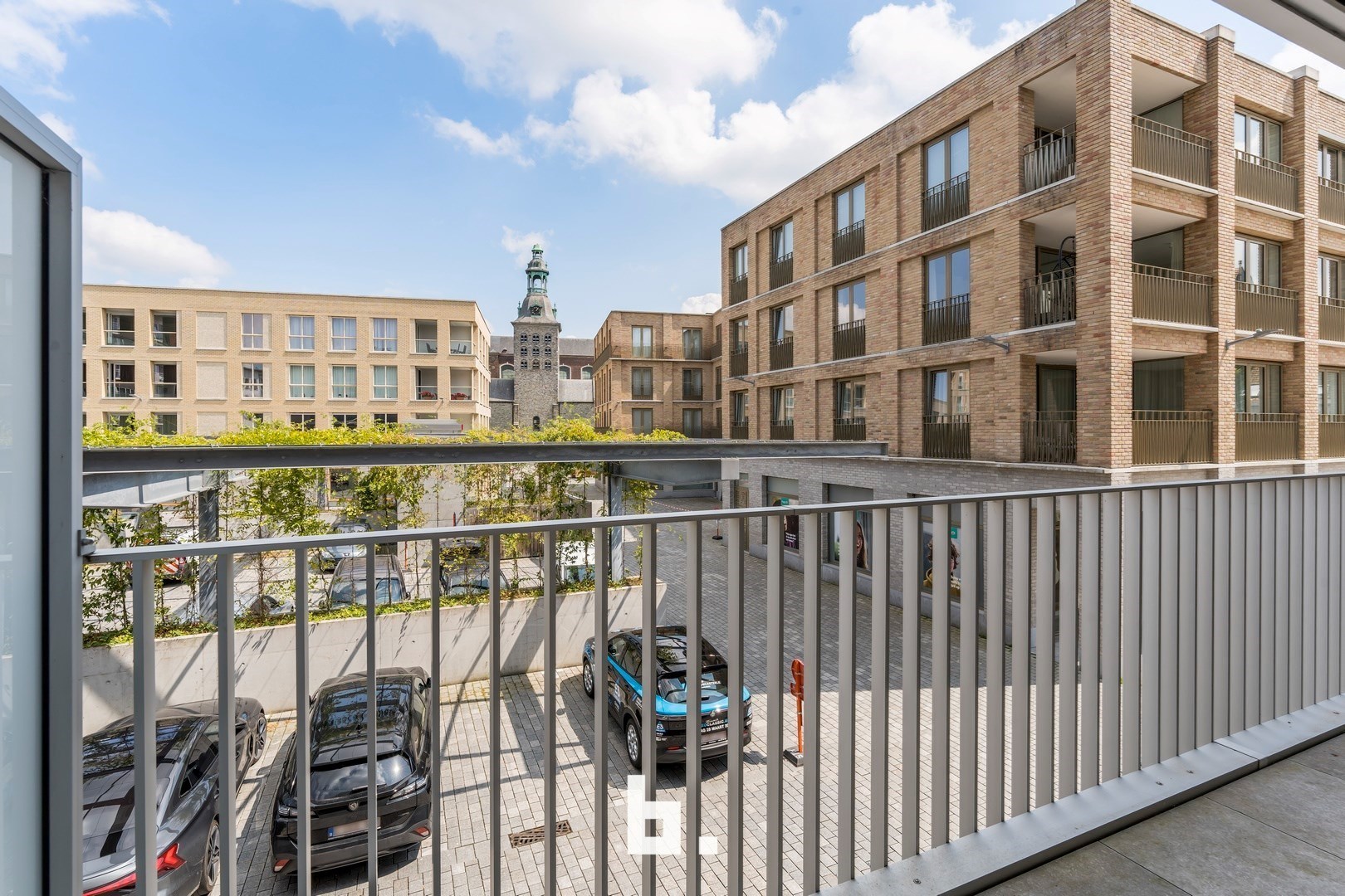 Ruim hoekappartement met bijzonder groot terras (42,5m²) en garage - foto 5