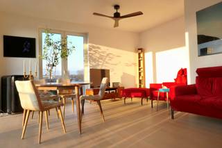 Op zoek naar een modern appartement op een toffe en rustige locatie? Dan moet je snel naar dit pareltje komen kijken! Het appartement ligt op...