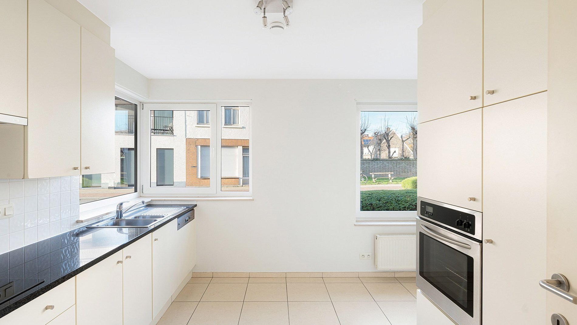 Apartment for sale in Knokke with 2 bedrooms - photo 4