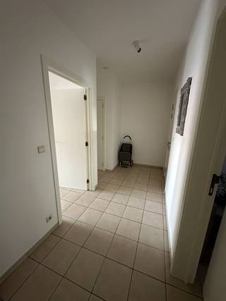 Op zoek naar comfortabel wonen op een toplocatie? Ontdek dit volledig instapklare appartement van 125 m², ideaal gelegen op het gelijkvloers in...