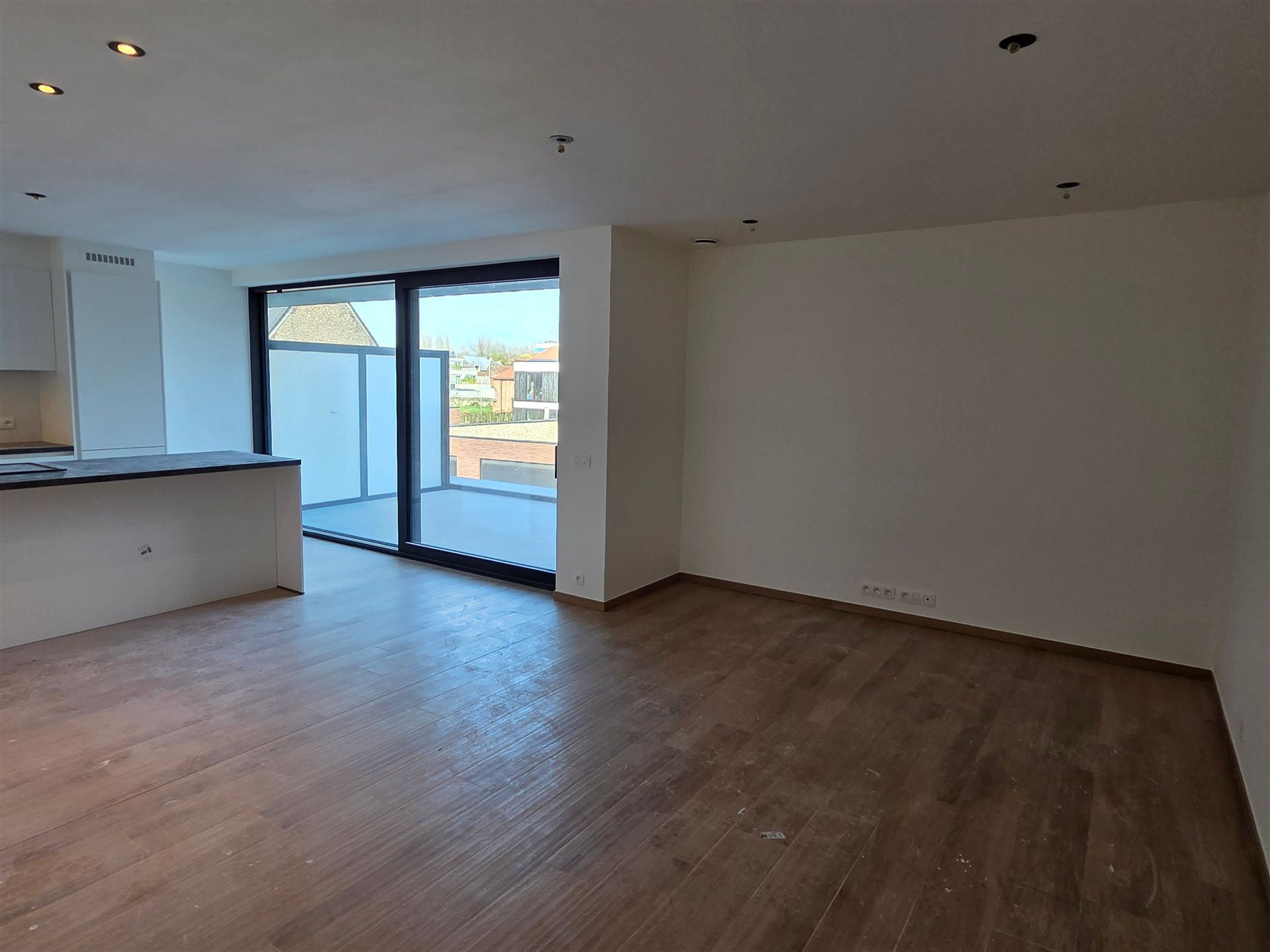 Nieuwbouwappartement met 2 slaapkamers en garage - foto 2