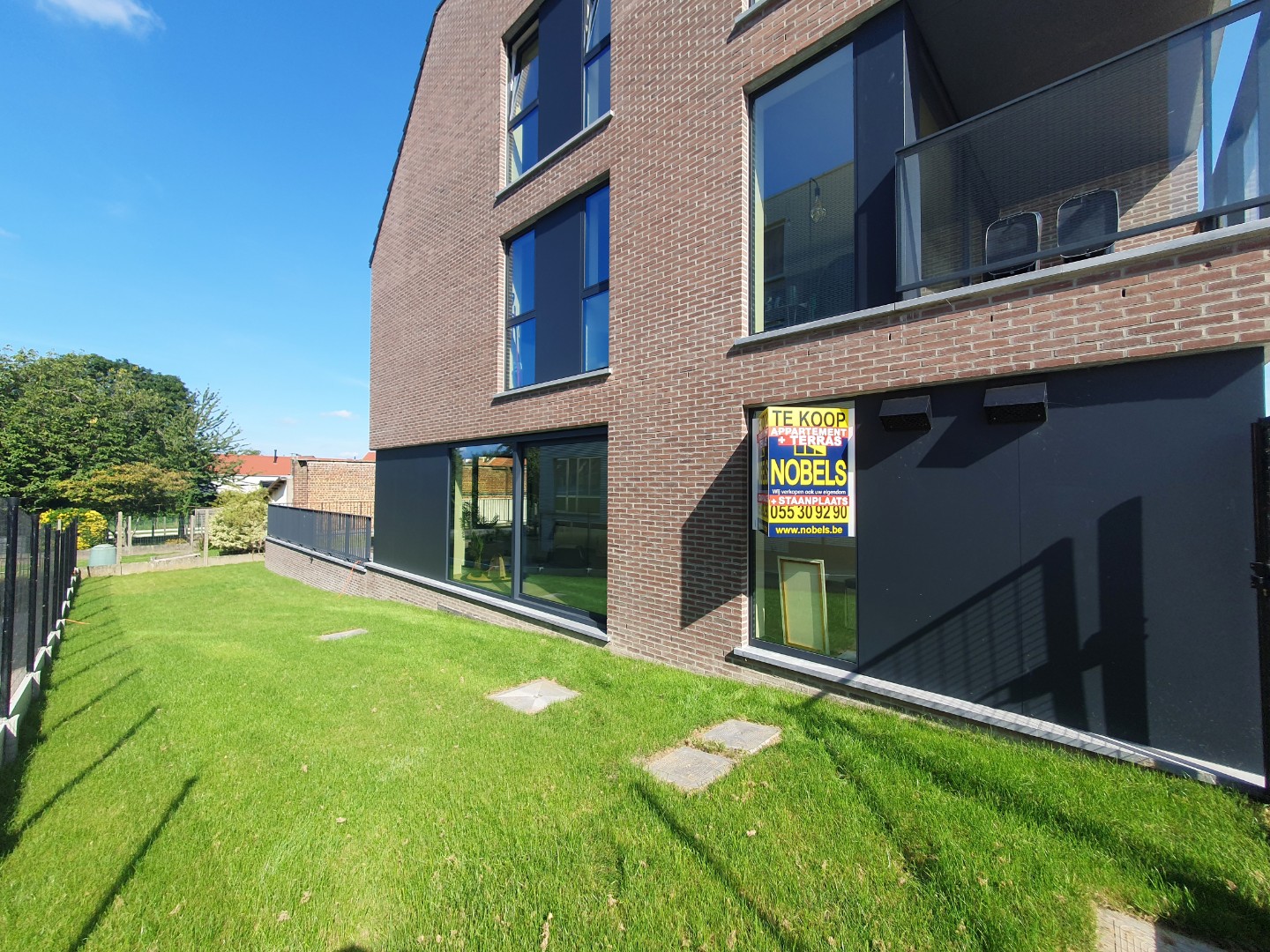 Te koop, uiterst ruim, doorzonappartement (137m²) met tuin en terras (20m²) aan de stadsrand van Oudenaarde - photo 4