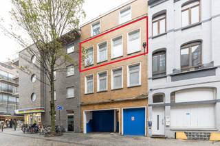 [[ DIT PAND NEEMT DEEL AAN DE ERA OPEN HUIZEN DAG OP 6/12 VAN 9:30 TOT 10:30 ]]Te koop: gezellig appartement in het centrum van Oostende, op...