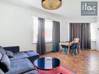 Appartement lumineux bien entretenu au troisième étage d'un immeuble de standing à Ixelles, à proximité de l'Université Libre de Bruxelles (ULB) et...