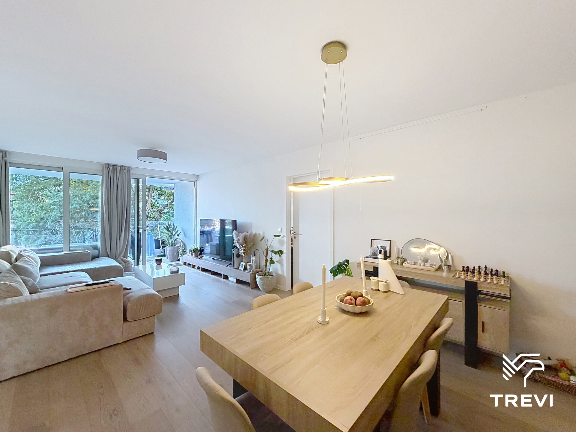 UKKEL – Lichtrijk 2-slaapkamerappartement met mooi terras! - foto 3