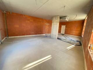 Surface commerciale casco avec emplacement de parking au cœur de Strombeek-BeverÀ la recherche de l’emplacement idéal pour votre activité?...