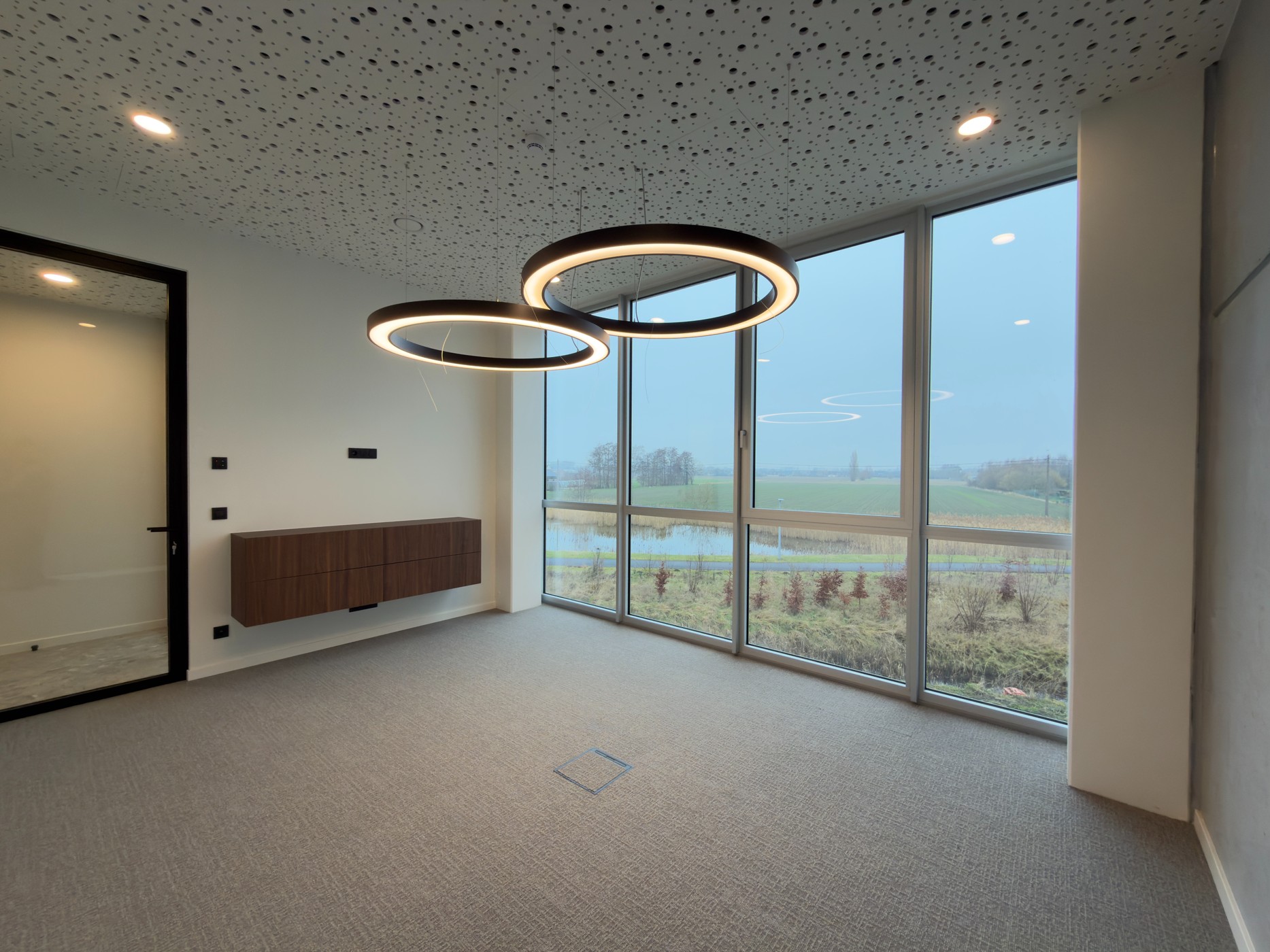 Kantoorruimte (255m²) met magazijn (835m²) te huur in Deinze - foto 3
