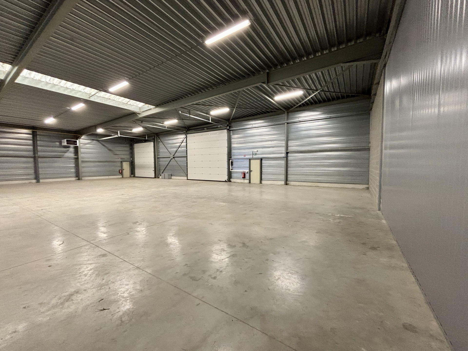 Commercial for rent in Hasselt - photo 2