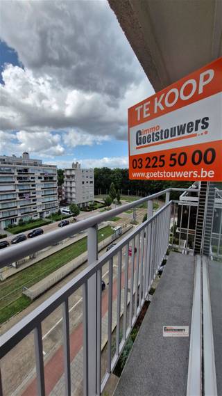 Gunstig gelegen appartement met 2 slaapkamers en balkon. Dichtbij Bosuilstadion en Gemeentepark Bremweide.Openbaar vervoer, scholen en winkels...