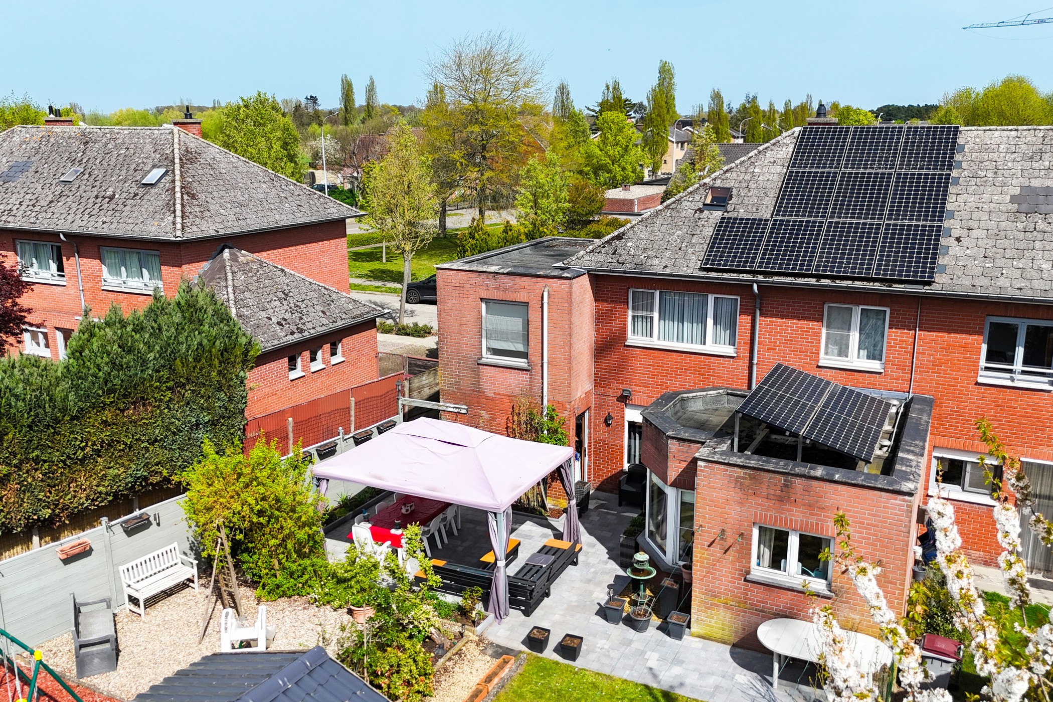 ENERGIEZUINIGE GEZINSWONING MET 4 SLAAPKAMERS, GARAGE EN ZONNIGE TUIN - photo 3