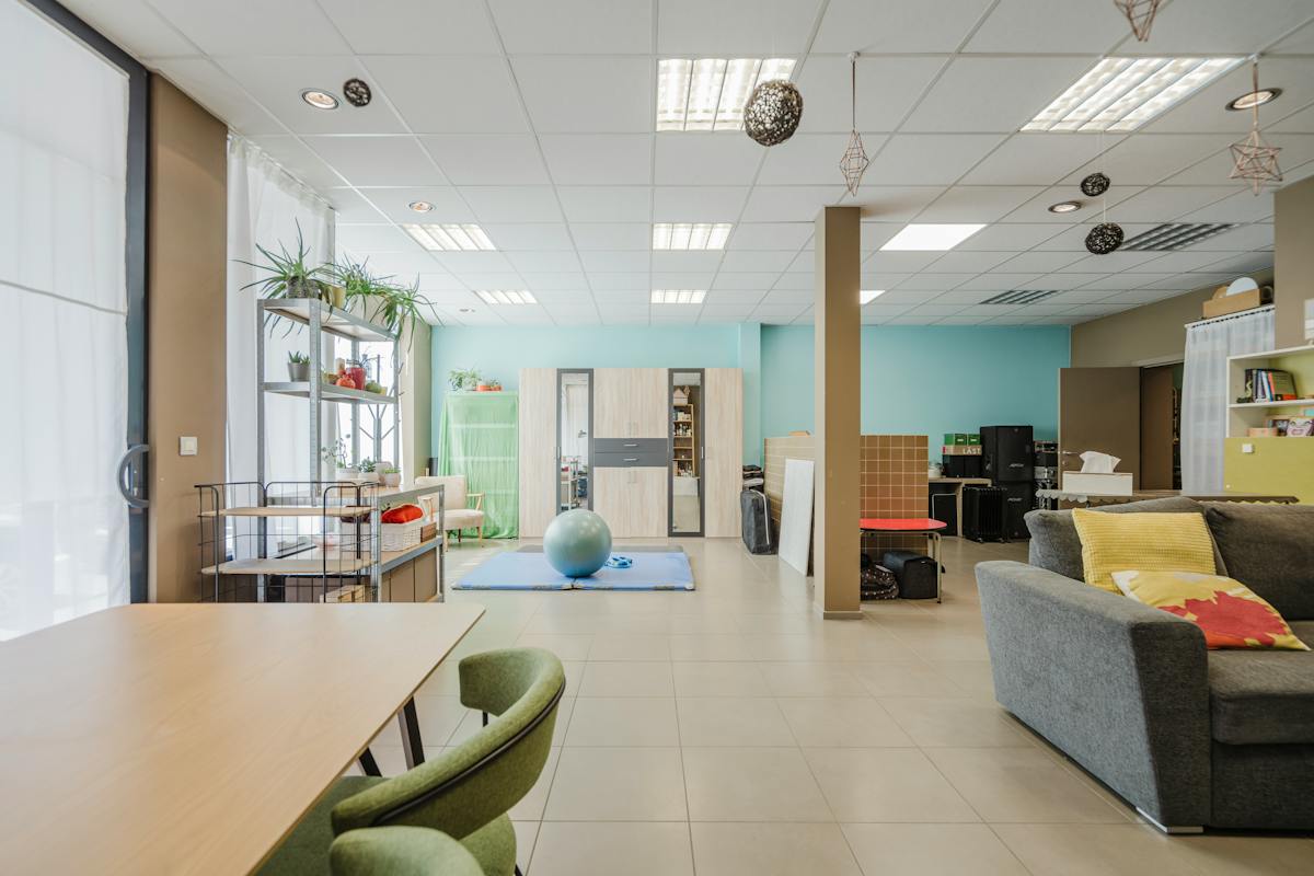 Unieke eigendom met 6 slaapkamers te koop in Olsene - foto 4