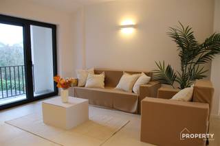 Op een toplocatie in het hart van Wevelgem bevindt zich dit recent gerenoveerde, energiezuinige appartement op de tweede verdieping. Dankzij...