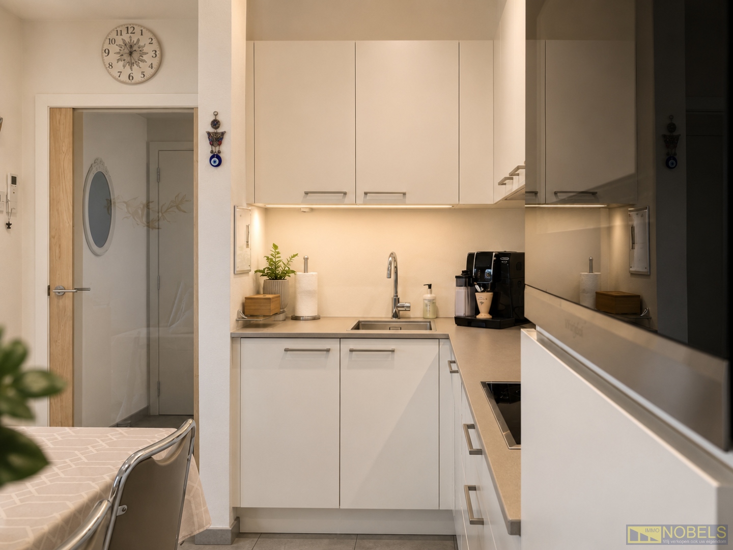Te huur, instapklaar 3-slaapkamer appartement met terras te Ronse - foto 4