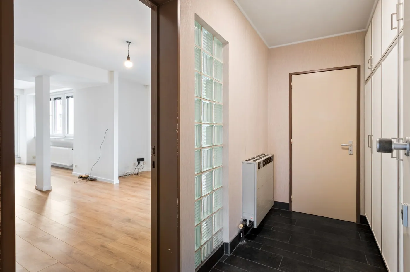 Ruim, instapklaar duplexappartement met 3 slaapkamers en 2 terrassen in centrum Lint - foto 4