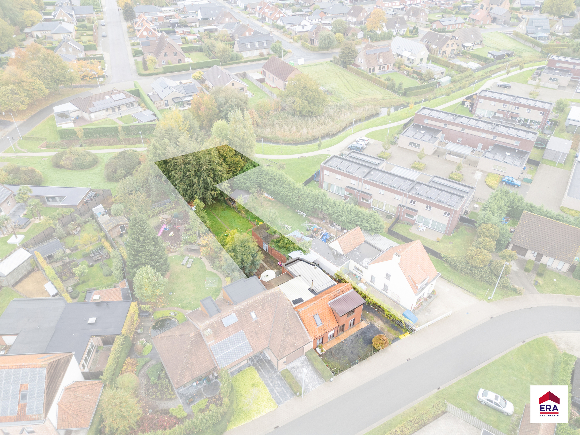 Verzorgde woning met 3/4 slpks op 889m² in Oostrozebeke - foto 5