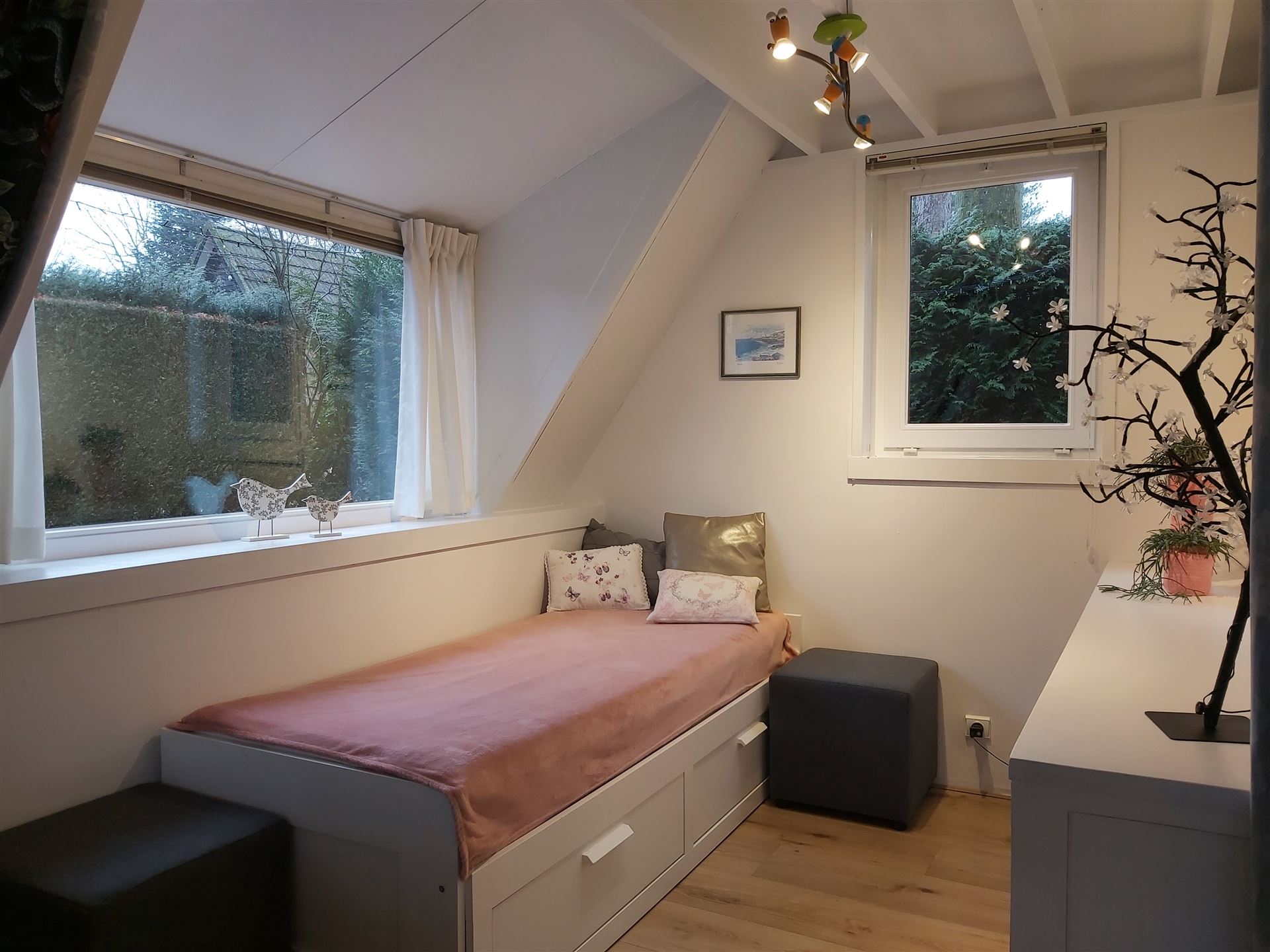 Vakantiewoning met 2 slaapkamers en ruime tuin op vakantiedomein Sonnevijver te Rekem! - foto 4
