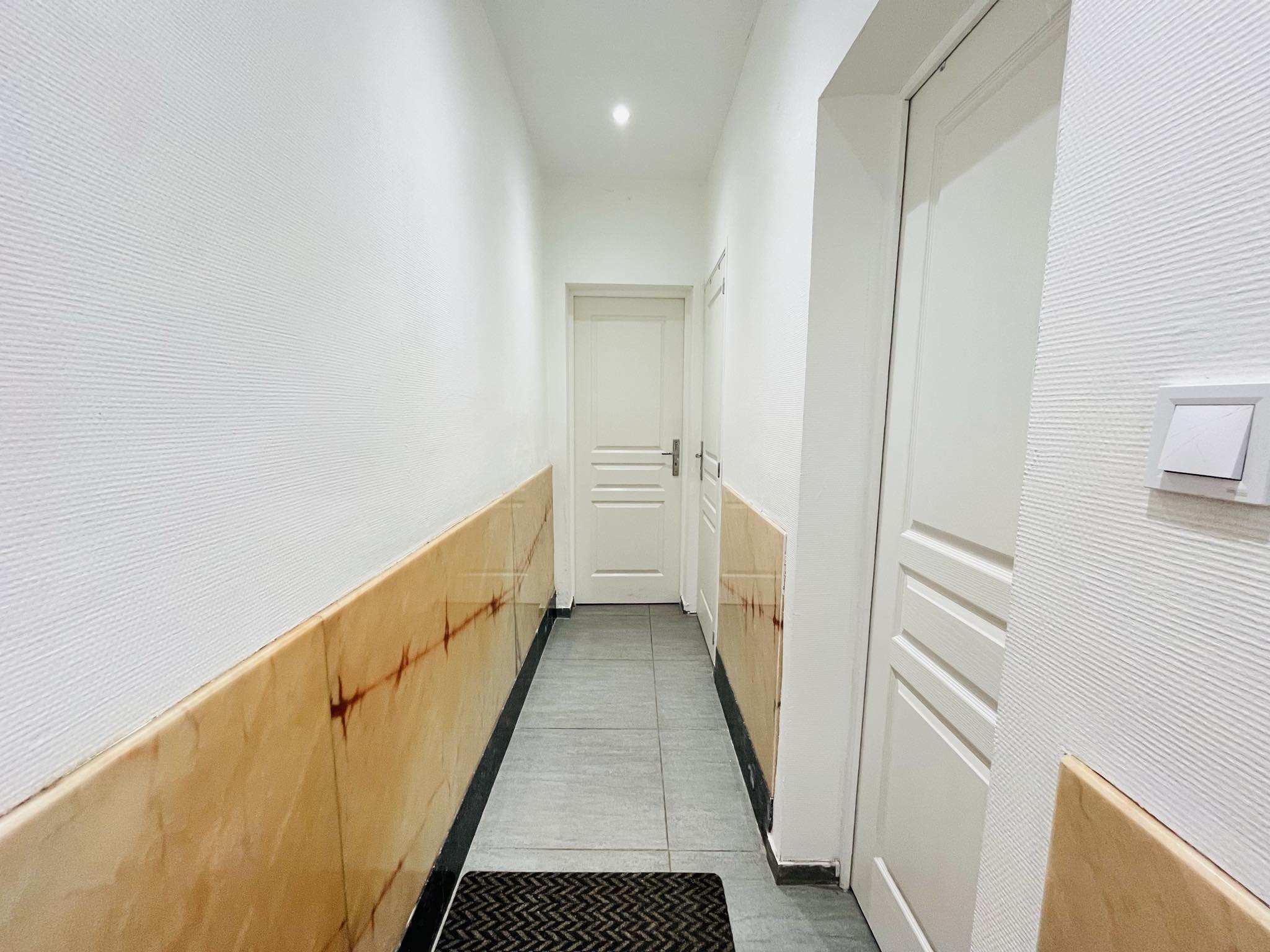 Wervik: Volledig gerenoveerde rijwoning te koop - foto 5