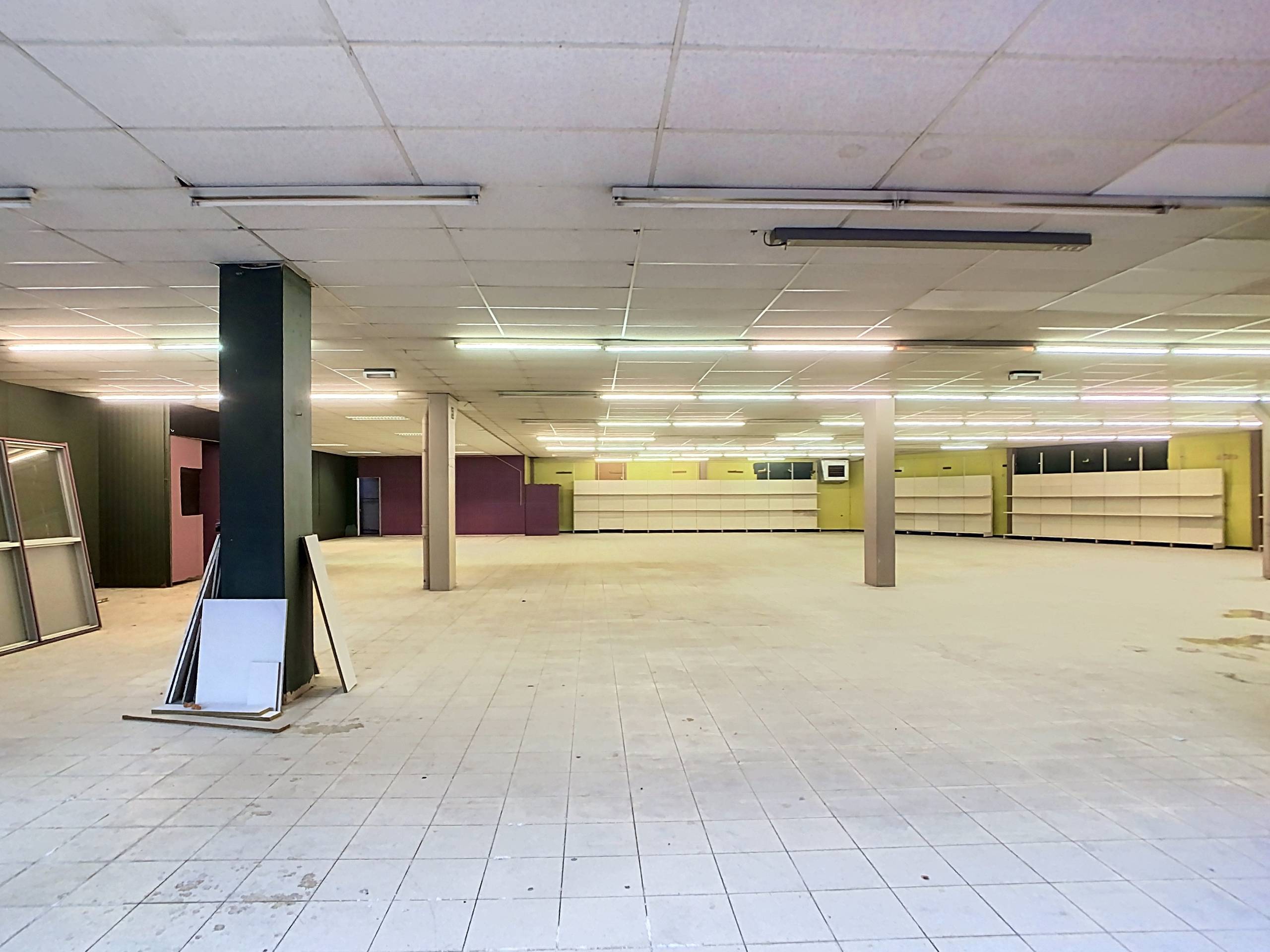 Ruim handelspand met magazijn in Aarschot - foto 4