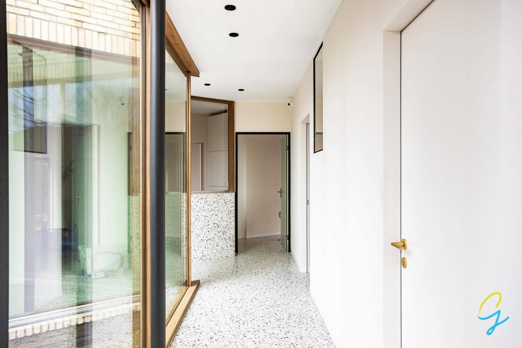 Veelzijdig gebouw en appartement te koop te Berlare - foto 3