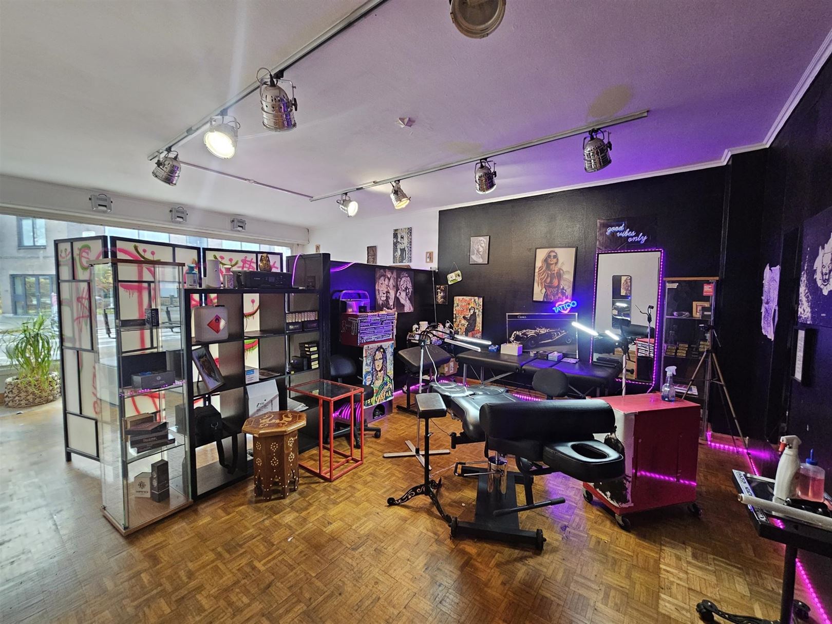 Commercial à louer à Brasschaat avec 1 chambre - photo 3