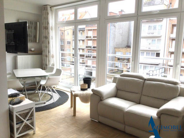 Hedendaagse , cosy studio op de Leopoldlaan te Knokke. - photo 2