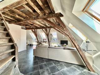 Een mega gezellige duplex, met 3 slaapkamers gelegen in het centrum van Mechelen, biedt een uitstekende ligging nabij openbaar vervoer, winkels...