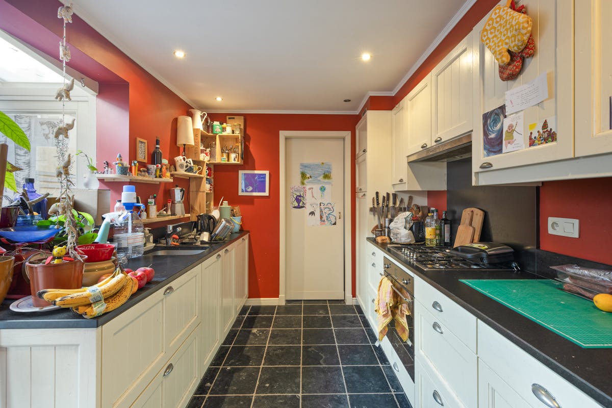 Uniek huis met 3 slaapkamers en garage op toplocatie! - foto 4