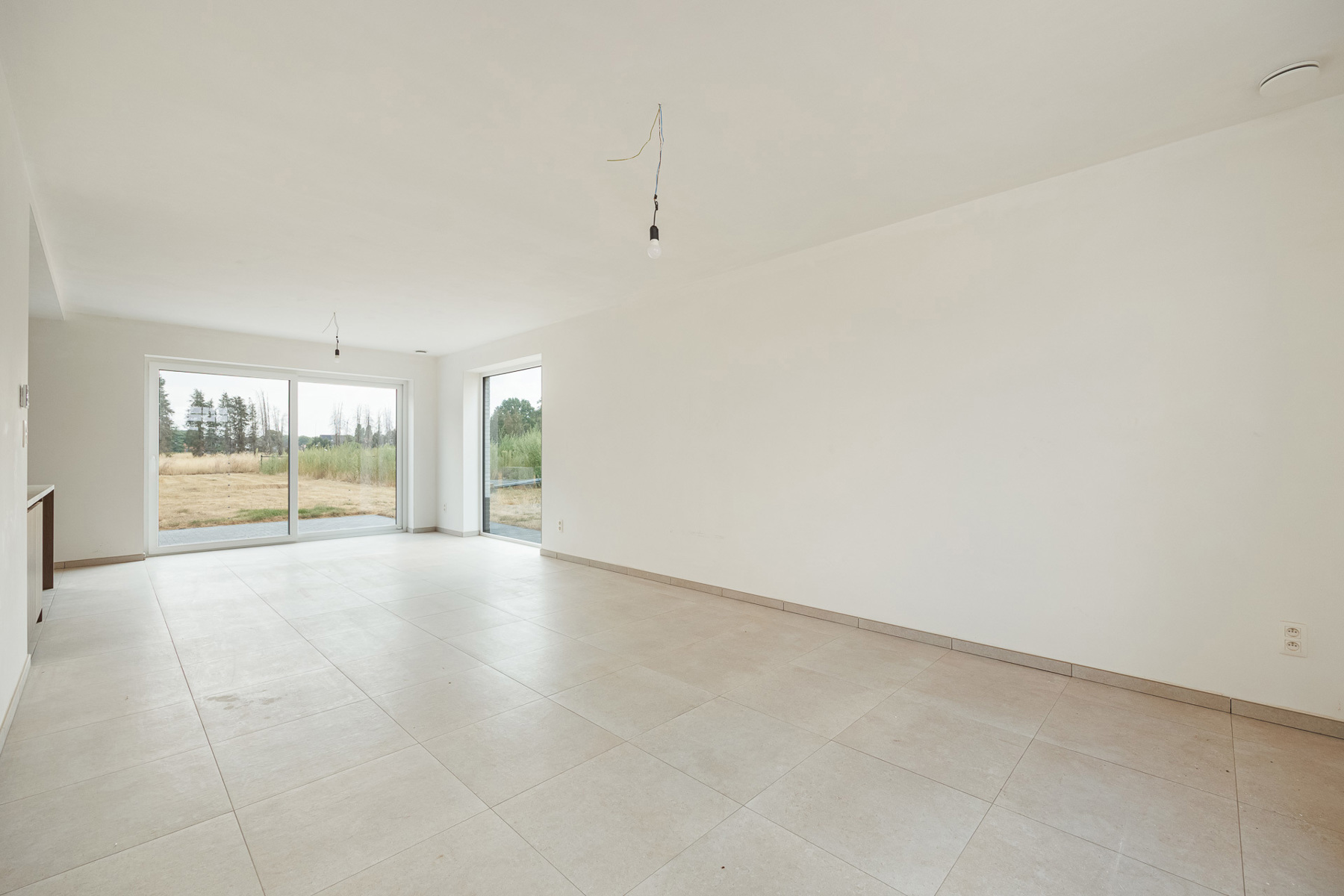 Lichtrijke nieuwbouwwoning met ruime tuin - foto 4