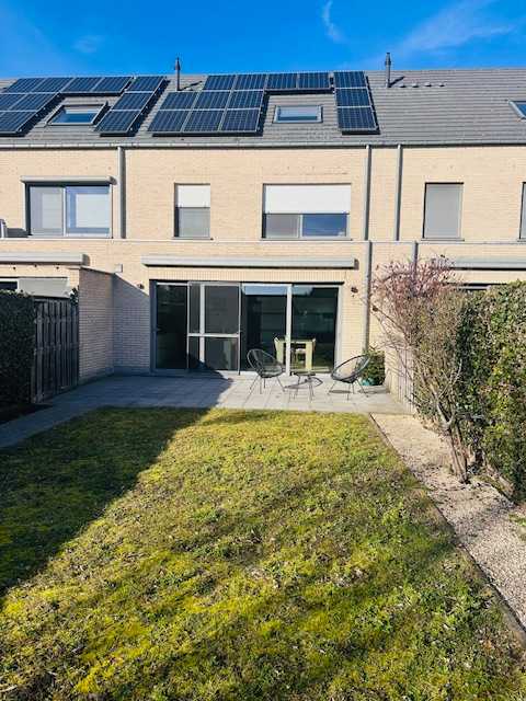 House for sale in Beveren with 4 bedrooms - photo 2