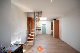 Bent u op zoek naar een woning zonder renovatieverplichting? Dan is deze woning precies wat u zoekt!Deze instapklare woning kan de ideale...