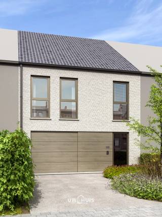 In een aangename en rustige buurt van Zwijndrecht ligt deze bouwgrond van 145 m², ideaal voor het realiseren van een gezellige rijwoning. Dit project combineert het comfort van een tuin en een eigen garage met een centrale ligging. Met drie slaapkamers en een praktische badkamer biedt deze woning alle ruimte om je gezin of dagelijkse leven comfortabel in te richten.<br /><br />De woning straalt warmte uit en is volledig naar eigen smaak af te werken. De tuin aan de achterzijde nodigt uit tot ontspanning of een gezellige barbecue met vrienden en familie, terwijl de inpandige garage extra gemak en veiligheid biedt voor je wagen of kan dienen als praktische bergruimte. Dankzij de ligging in een rustige straat geniet je hier van de nodige rust, met het centrum van Zwijndrecht, winkels, scholen en openbaar vervoer vlakbij.<br /><br />Met vlotte verbindingen naar omliggende steden en een aangename woonomgeving is dit de ideale plek om comfortabel en praktisch te wonen, zonder in te boeten aan bereikbaarheid en levenskwaliteit.<br /><br />Kenmerken van het project:<br />• Moderne gesloten bebouwing<br />• 3 volwaardige slaapkamers<br />• Inpandige garage<br />• Energiezuinig ontwerp volgens de nieuwste normen<br />• Lichtrijke leefruimtes met optimaal ruimtegevoel<br />• Mogelijkheid om afwerking en materiaalkeuzes volledig mee te bepalen<br /><br />Interesse of meer info?<br />Bel 052/46.38.03<br />Mail naar info@uw-huis.be