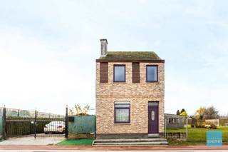 Landelijke woning op perceel van 15are te MoorselStraatbreedte is 12m en diepte van perceel +-150m.Prachtig zicht richting de velden.De woning biedt...