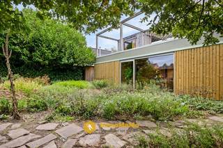 Instapklare open bebouwing met 3 slaapkamers, sauna en mooi aangelegde tuin te koop in Wachtebeke!In de Hoogstraat 5 vindt u deze unieke open...