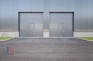 Nieuwe KMO-unit met een oppervlakte van 170 m². De loods maakt deel uit van de KMO-park "DE SCHELP". De loods is opgebouwd uit een staalconstructie...