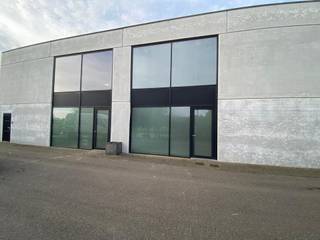 Commercial à louer à Oostkamp