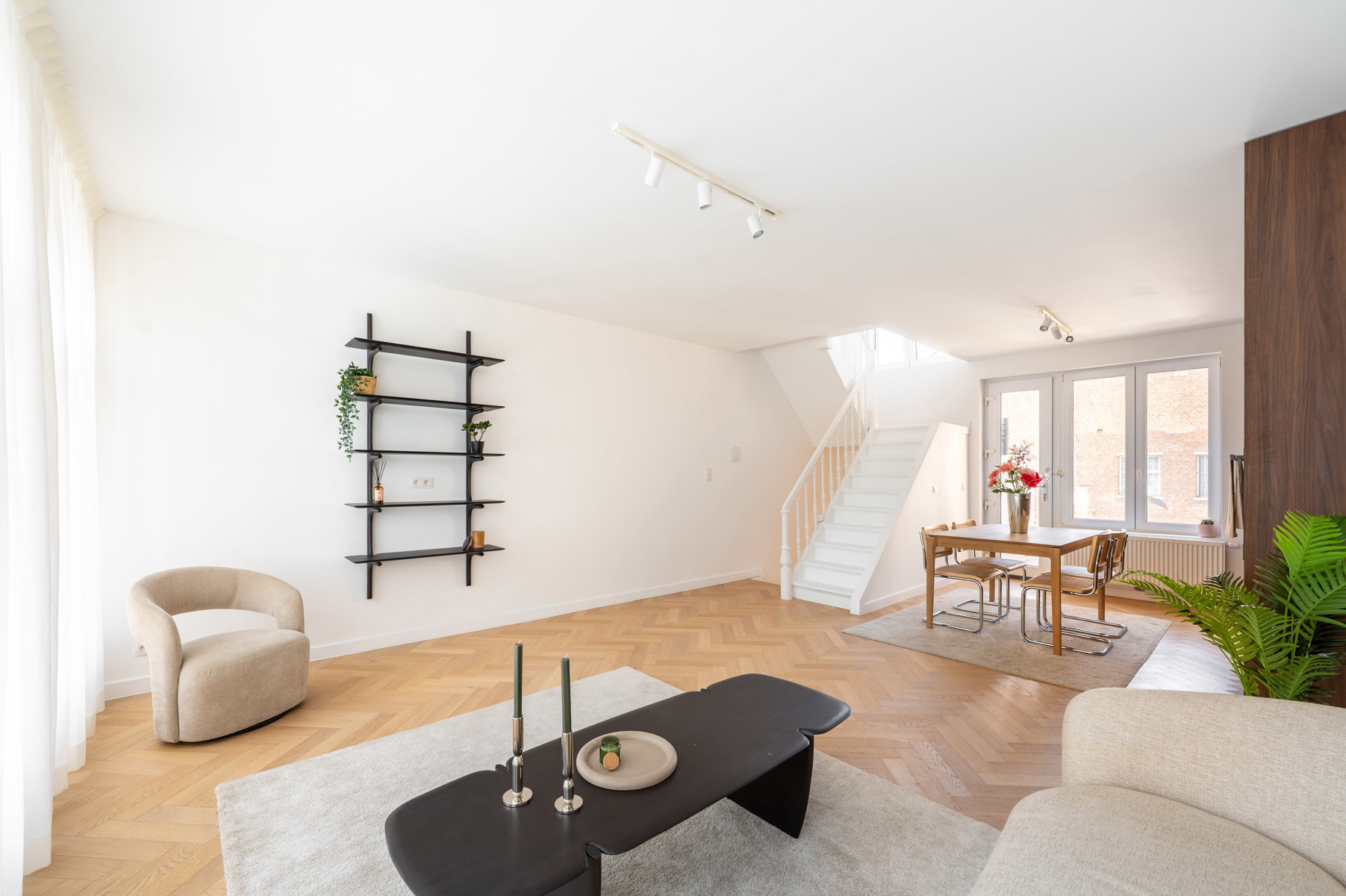 Gerenoveerd appartement op toplocatie met prachtig terras - foto 5