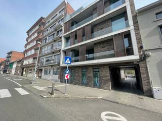 Ruime, Ondergrondse autostaanplaats in het centrum van Tienen. Huurprijs: 80 euro/maand.Meer info? Mail naar claudia@immogve.be of Bel 016/56.56.14...